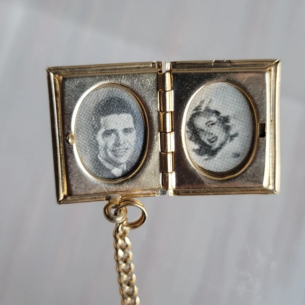 Abon Creations Mother of Pearl 2 Picture Locket Clip-On Key Ring 24K Gold Plated